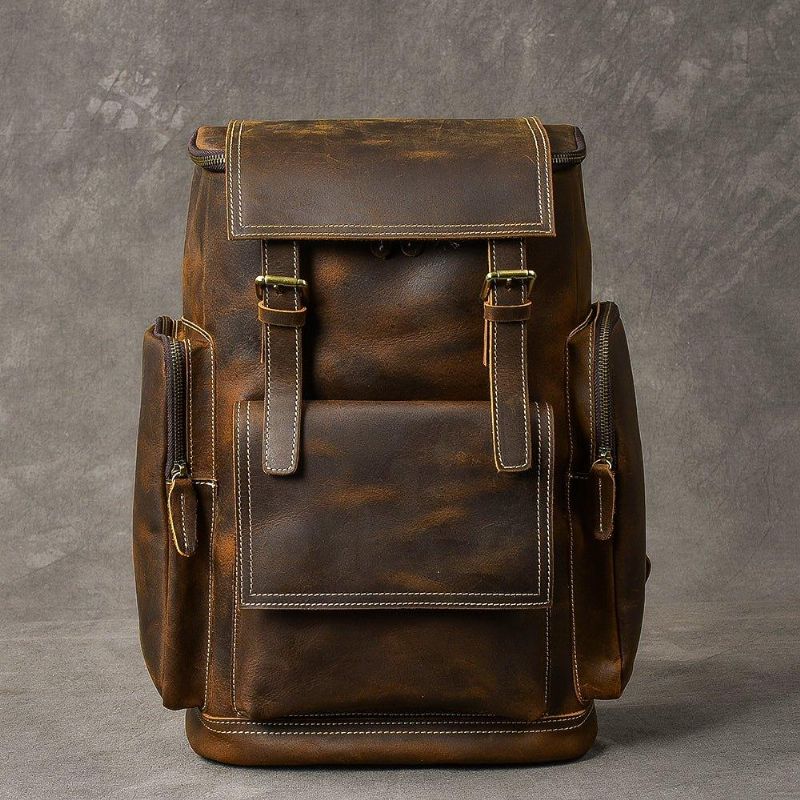 Großer Lederrucksack Im Vintage-stil