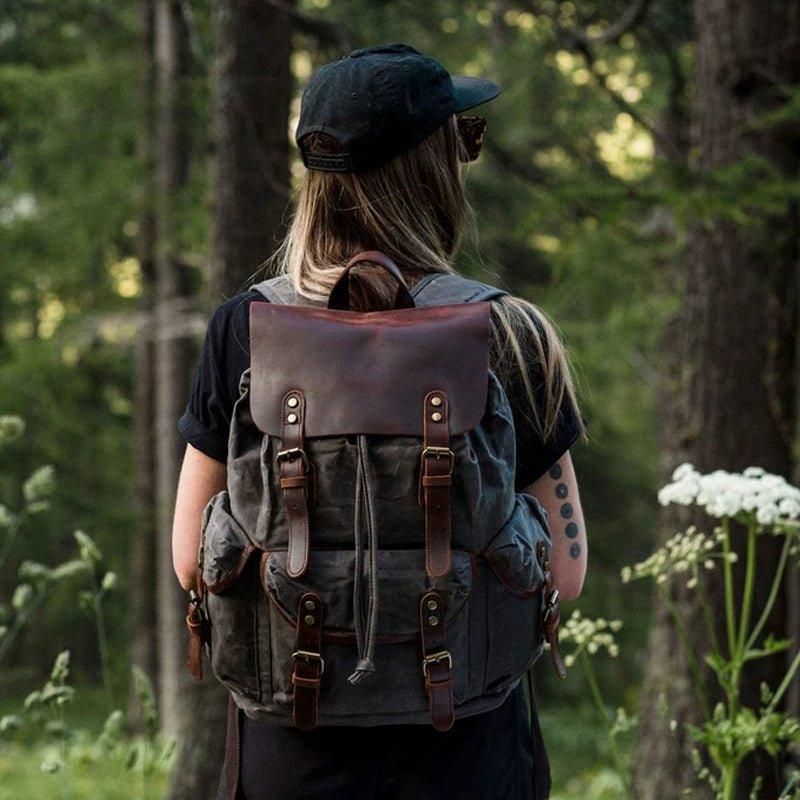 Großer Rucksack Aus Leder Und Canvas