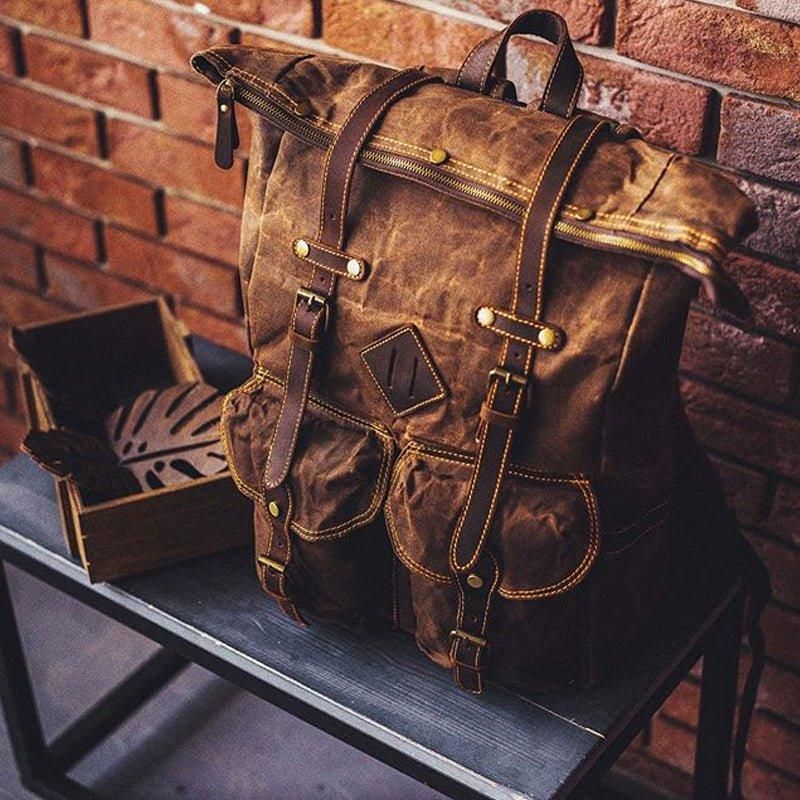 Großer Vintage-rucksack Aus Canvas Für Reisen