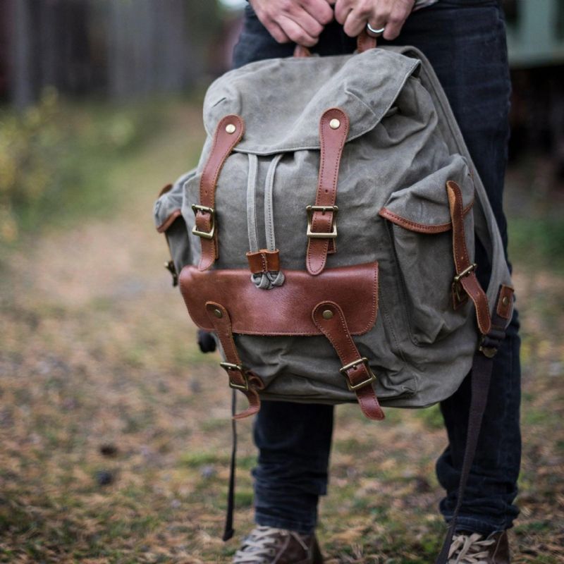 Großer Vintage-rucksack Aus Gewachstem Canvas Für Herren