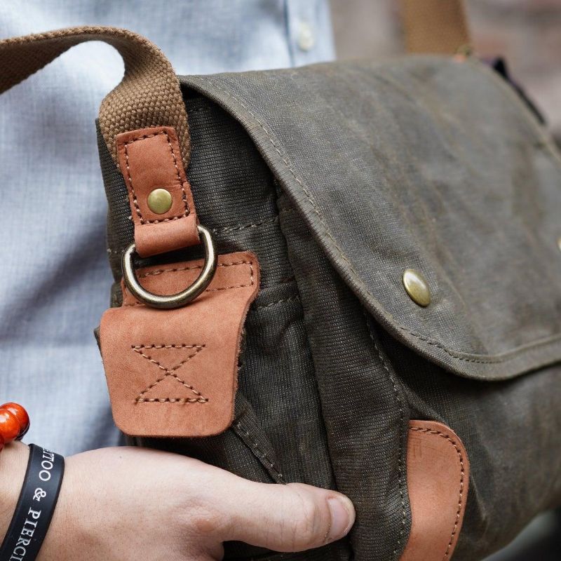 Messenger Bag Aus Gewachstem Canvas Für Herren