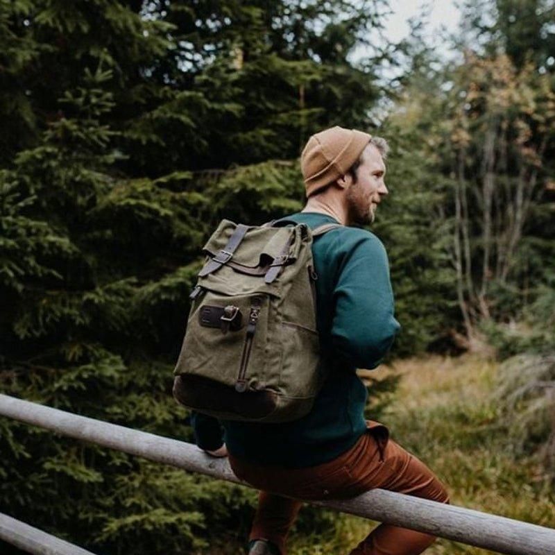 Rolltop-rucksack Aus Gewachstem Canvas Im Vintage-stil Mit Laptop-hülle